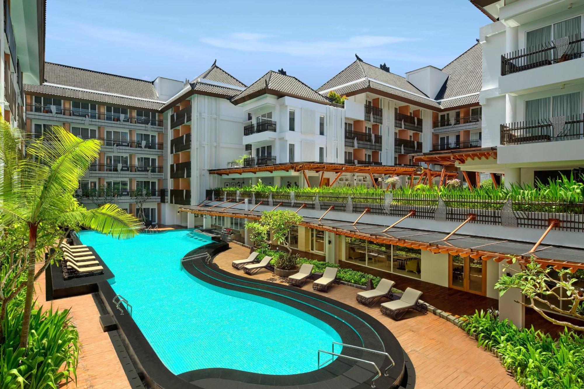 Fairfield By Marriott Bali Kuta Sunset Road Hotel Exterior photo